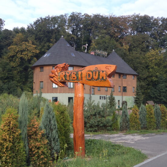 Další