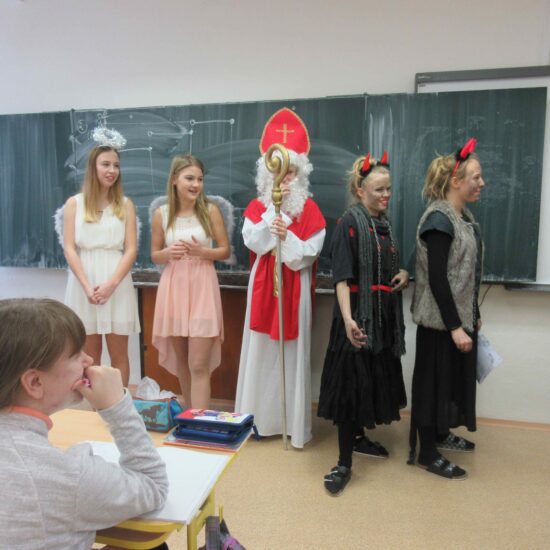 Další