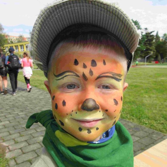 Další